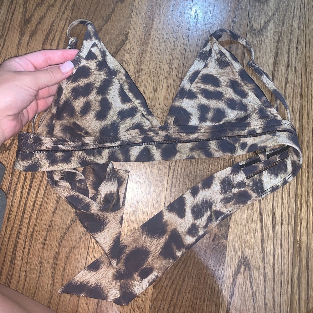 PilyQ swim top cheetah print! Size medium